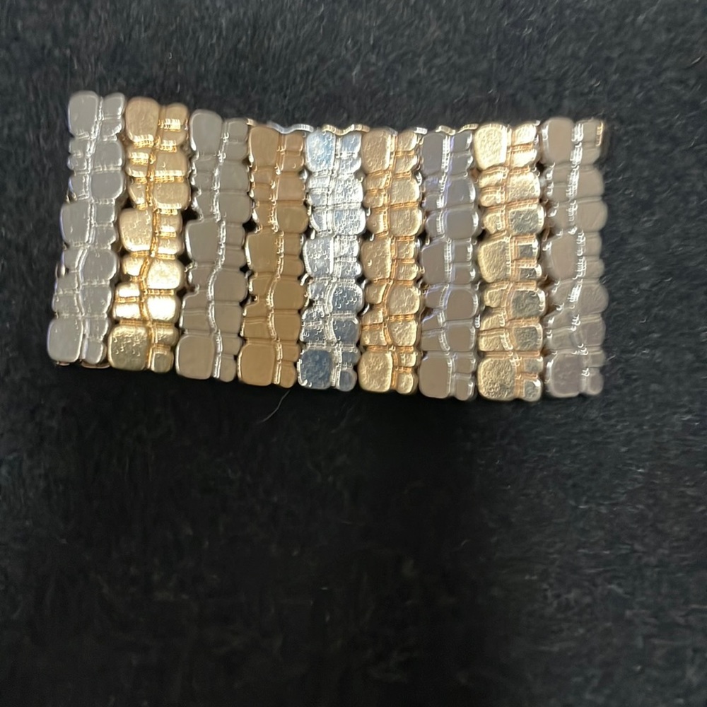 Stretchy silver and gold bracelet